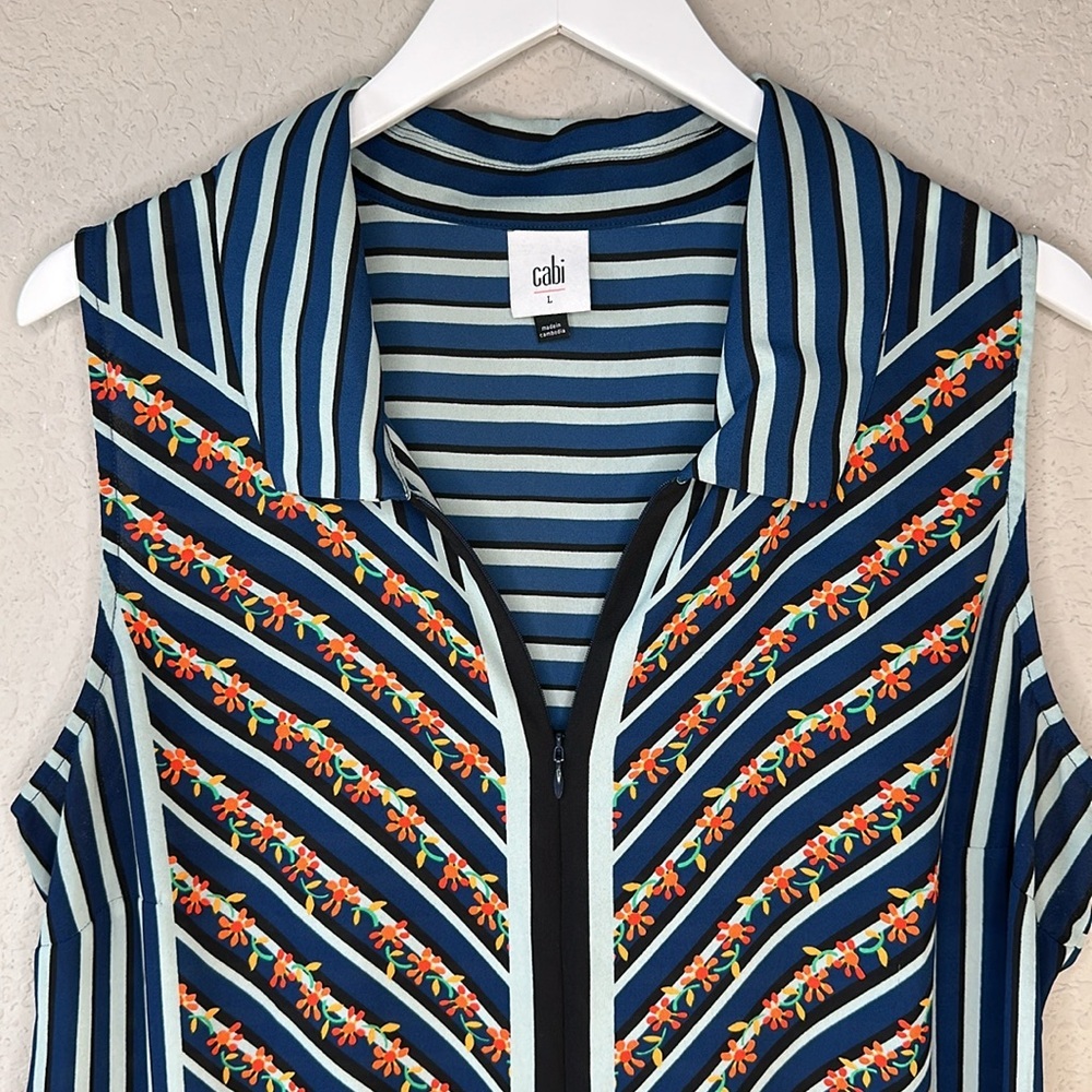 CAbi Floral and Chevron Striped Sleeveless Collard Zipper Front Top 6318 Size L - Picture 3 of 13